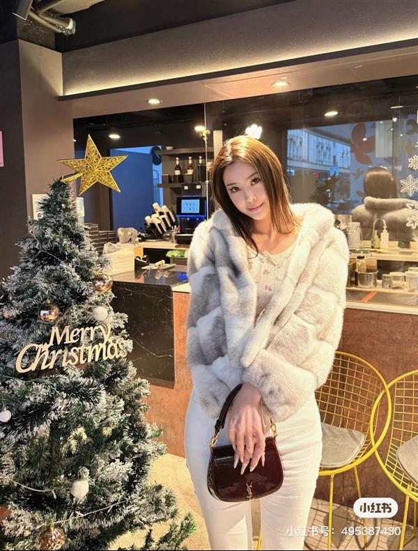 2026224192626195 800